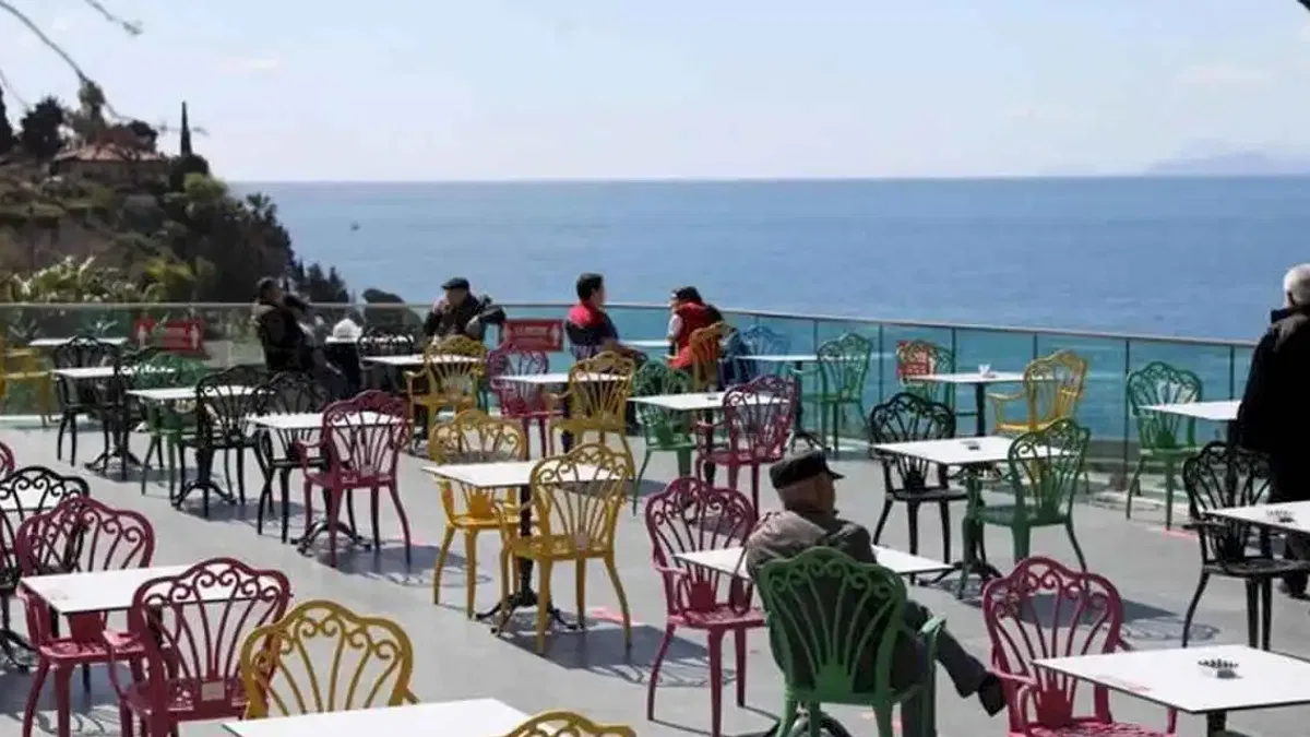 Antalya Büyükşehir sosyal tesisleri bayramda hizmette