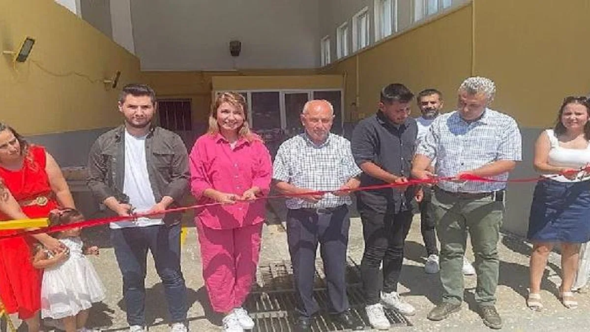 Malkara Belediye Başkanı Ulaş Yurdakul Öztürk Oto Yıkama'nın açılışını gerçekleştirdi