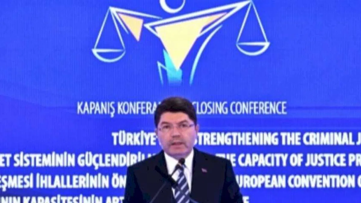 Bakan Tunç: Bir tweet ile mahkum olmak söz konusu olamaz