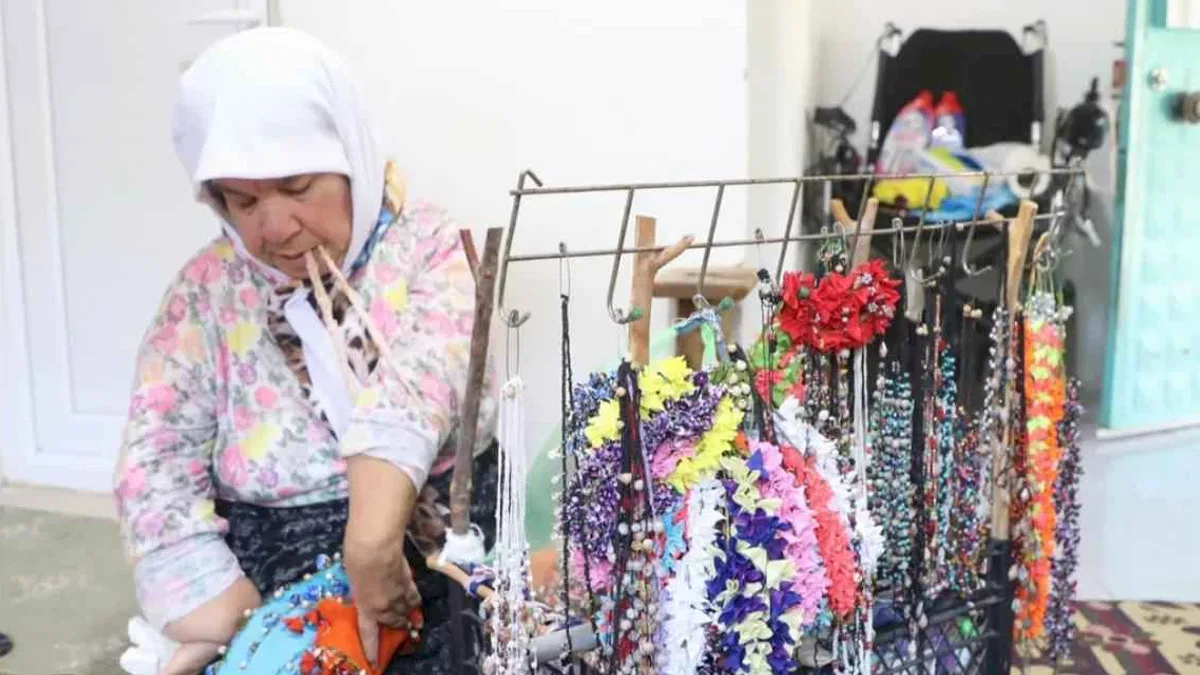 Muğla Büyükşehir’den Behiye teyze ve kızına destek eli