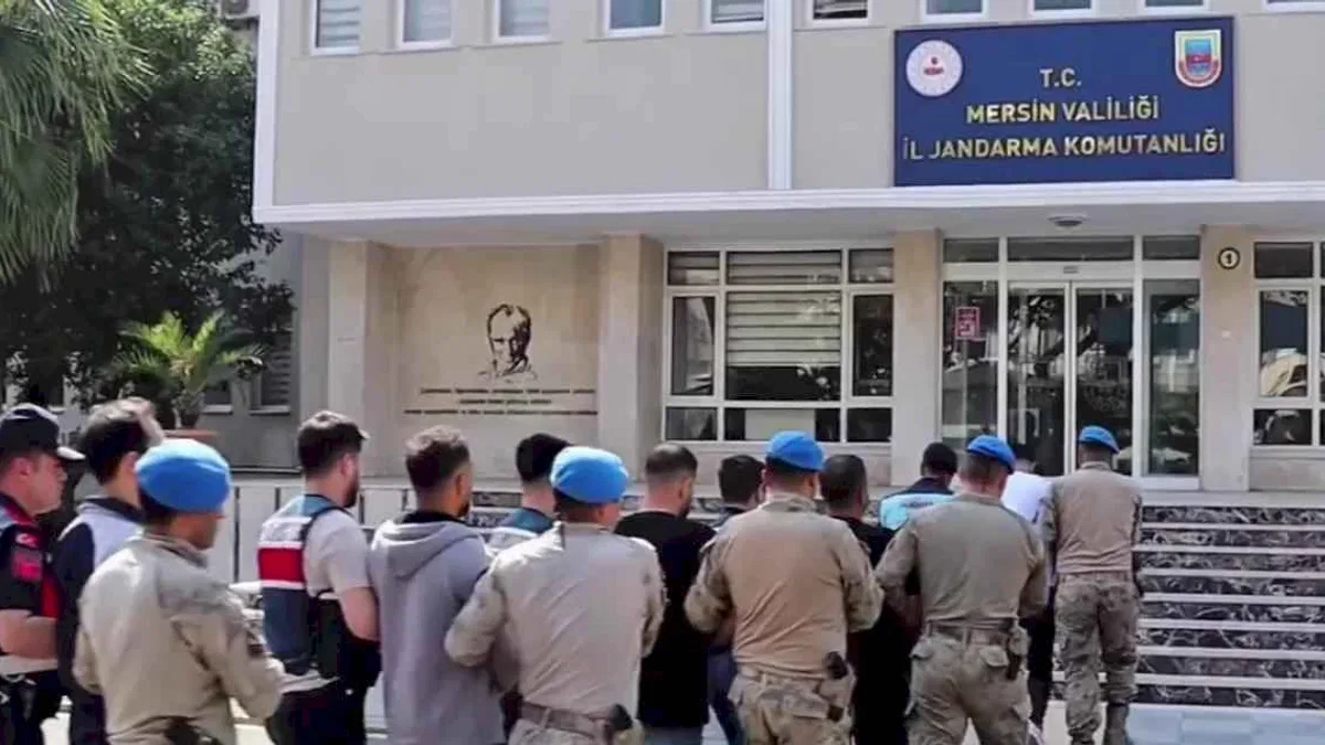 Mersin'de dev uyuşturucu operasyonu... 112 torbacı yakalandı!