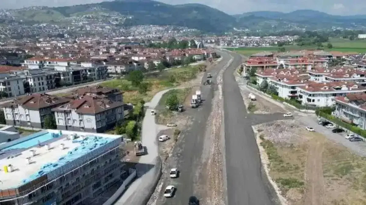 Sakarya'da yeni yol hamlesi bölgenin trafik yükünü hafifletecek