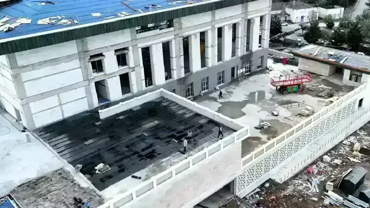 Kocaeli'de Umuttepe Camii ve Otopark projesi gün sayıyor