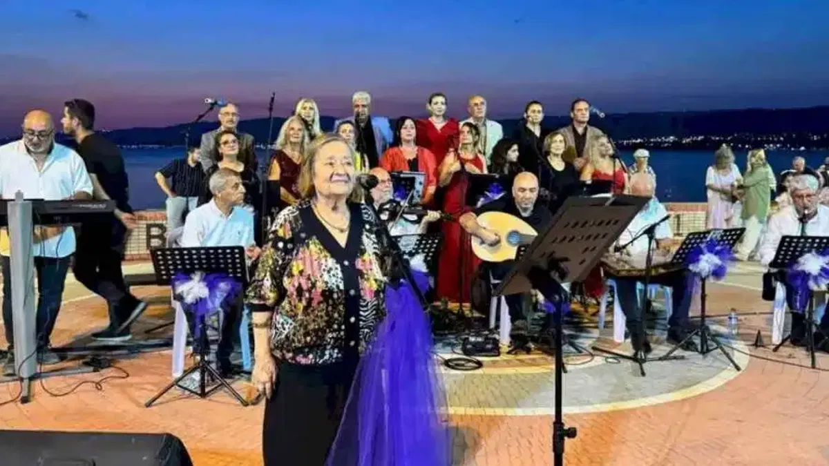 Gölcük Belediyesi TSM Korosu kulakların pasını sildi