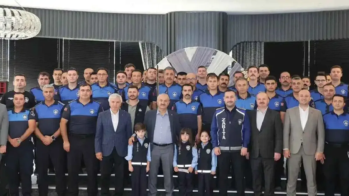 Gebze'de Başkan Büyükgöz Zabıta personeliyle buluştu