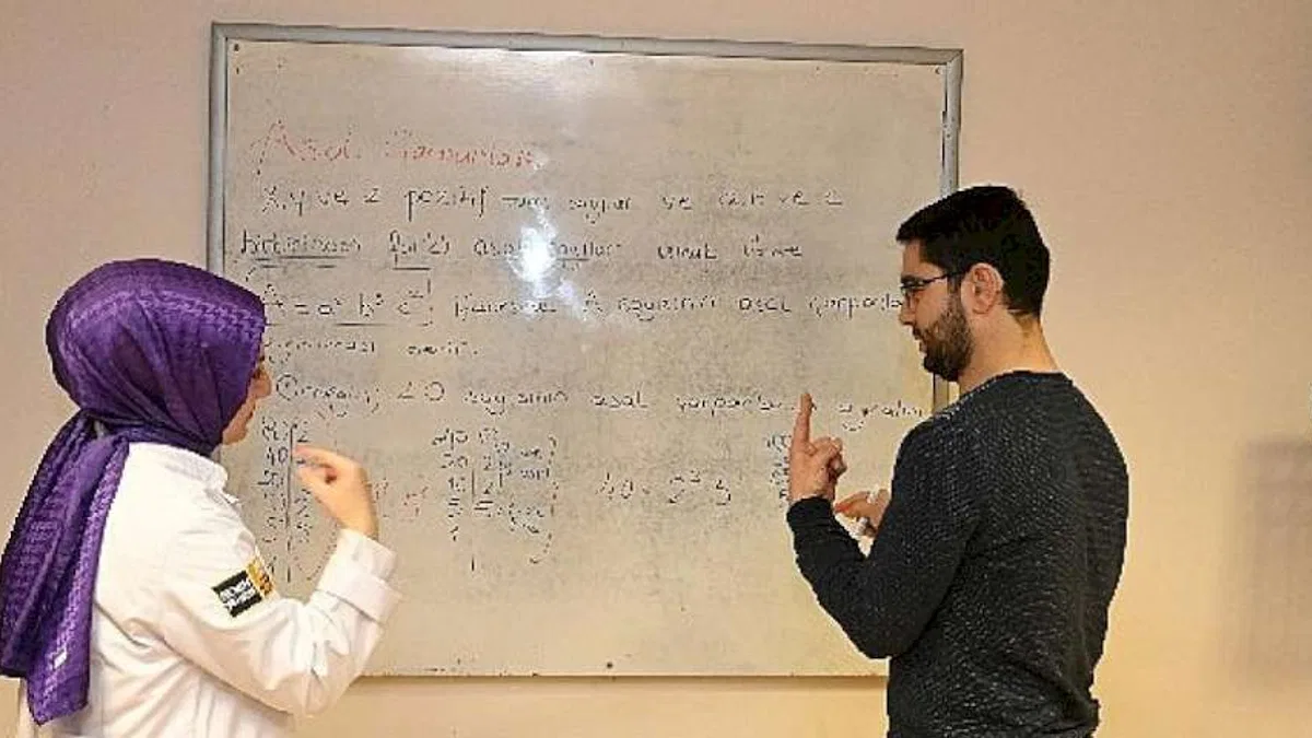 KOMEK, Açtığı Kurslarla İşitme Engelli Bireylerin Gelişimine Katkı Sağlıyor