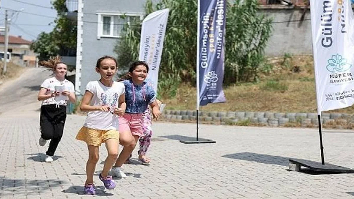 Hem yarıştılar, hem eğlendiler