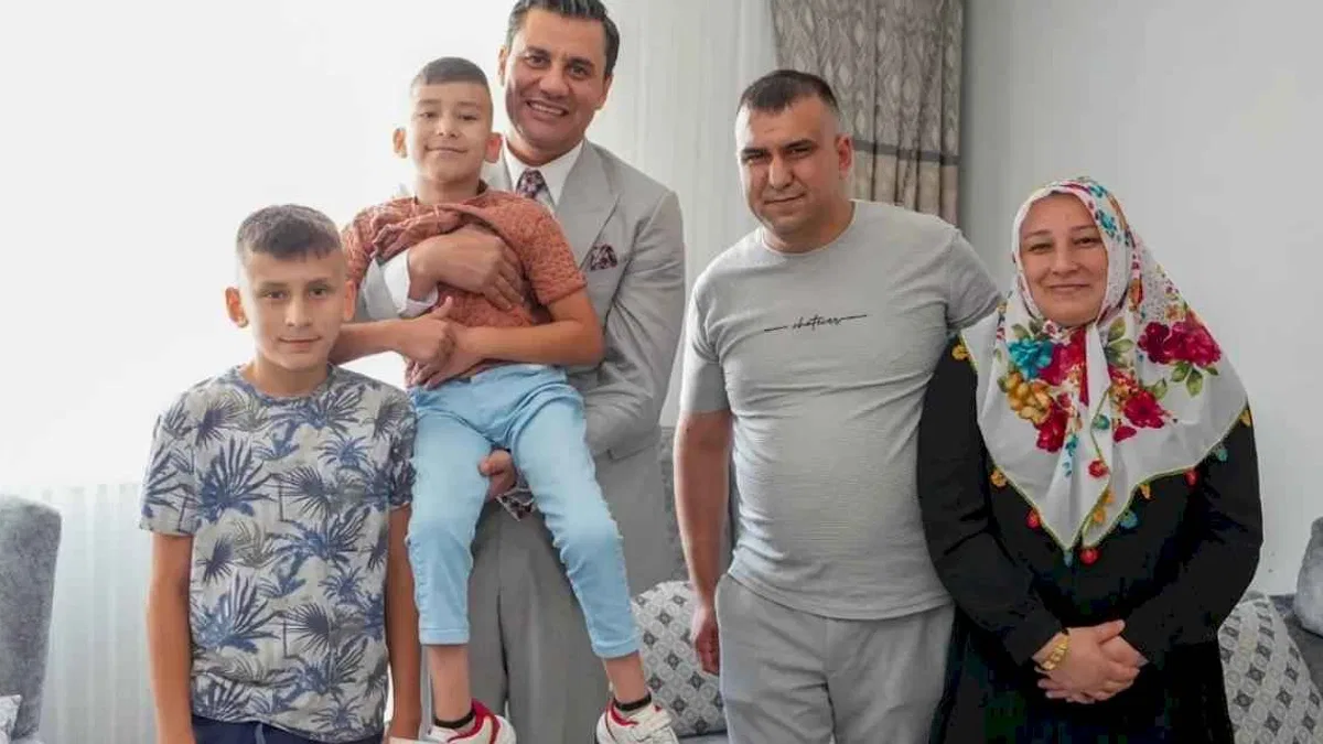 Manisa'da küçük Ali'ye Başkan'dan bayram sürprizi