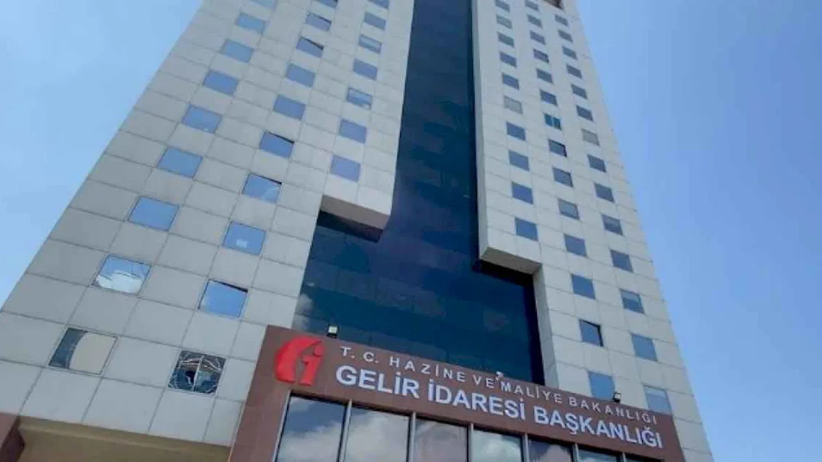 Vergi Dairesi'nde kartlar yeniden dağıtıldı... Gelir İdaresi tek tip örgüt yapısına kavuştu