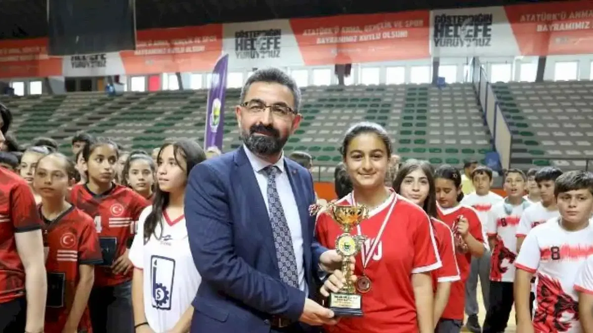 Spor festivalinde kupalar sahiplerini buldu