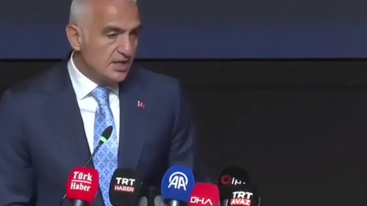 Bakan Ersoy: Türkçe milletin hafızası ve en güçlü sesidir