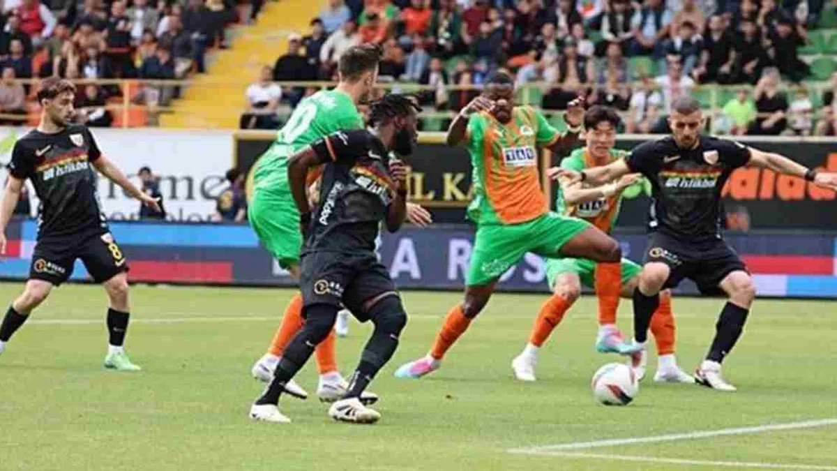 Corendon Alanyaspor 1-1 Bellona Kayserispor (Maç Sonucu) Alanya'da kazanan çıkmadı!