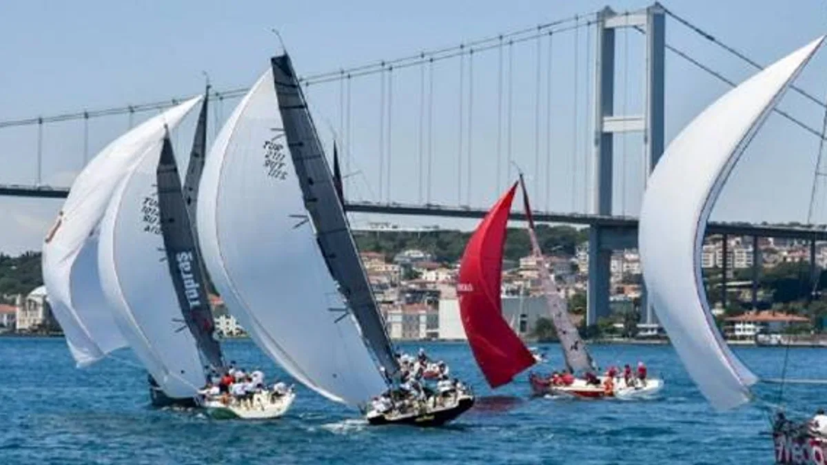 Yelkenler İstanbul Boğazı'nı süsleyecek