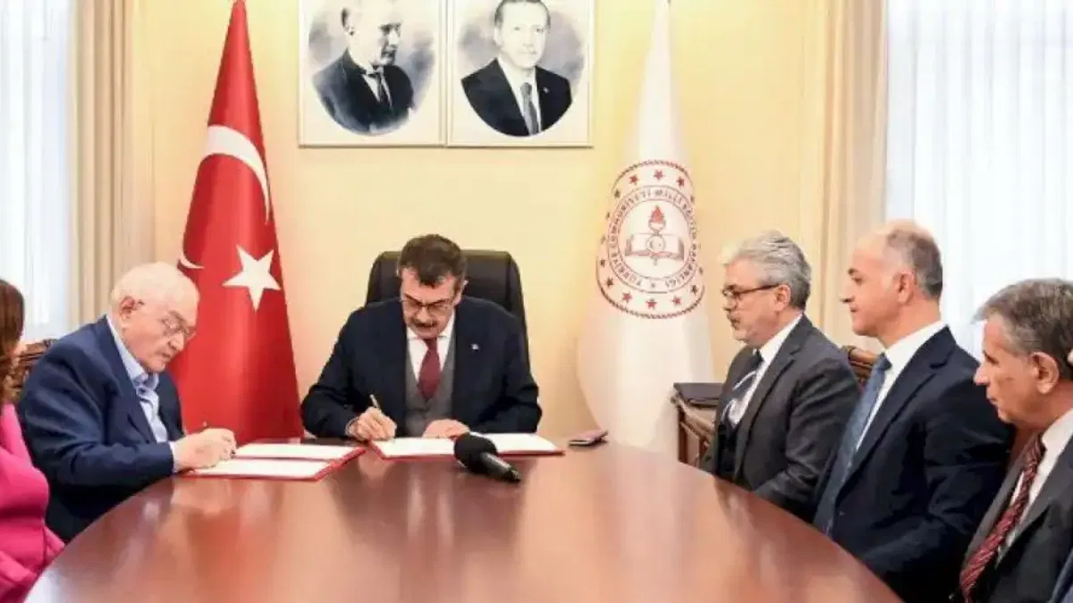 Eğitime hayırsever desteği sürüyor