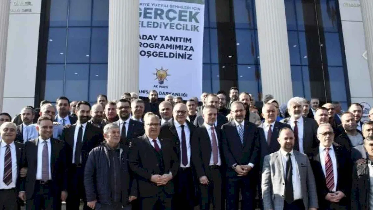 AK Parti Manisa Aday Tanıtım Toplantısı gerçekleştirildi
