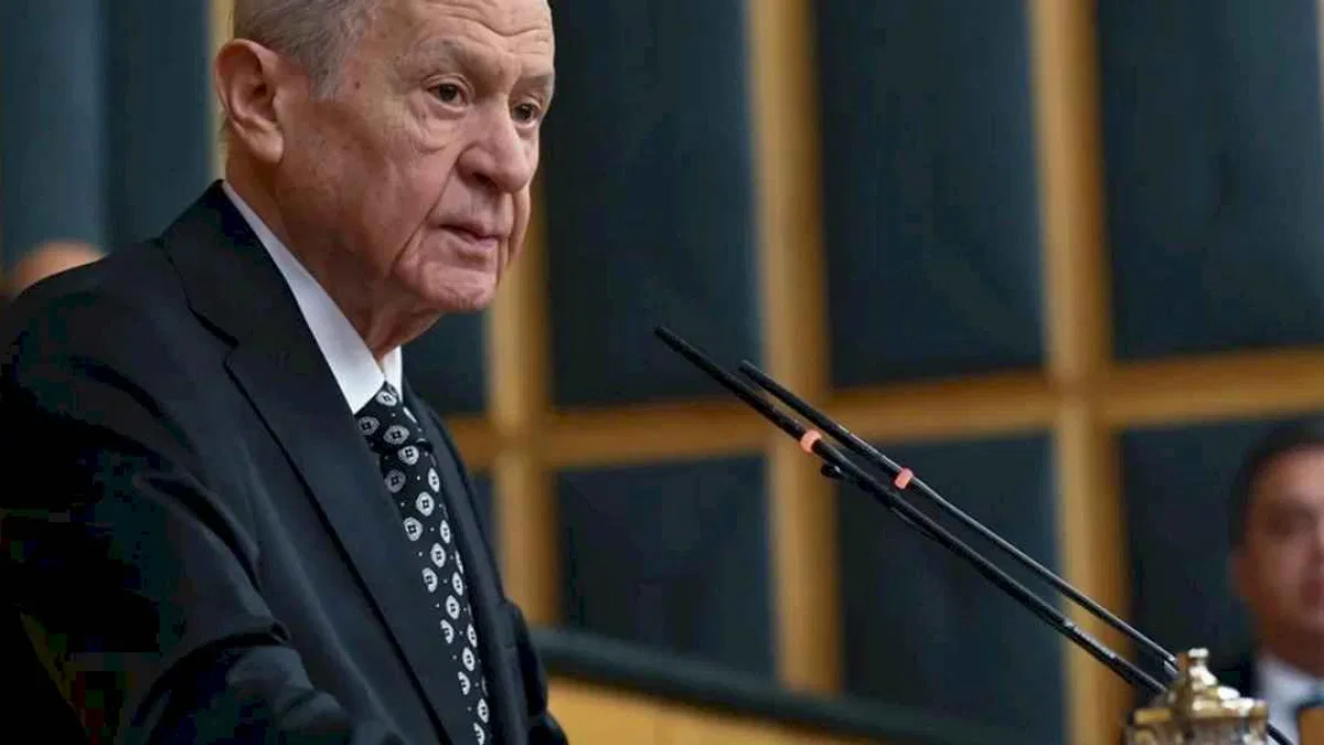 Bahçeli: Kapımızın önünde baykuş öttürmeyiz!