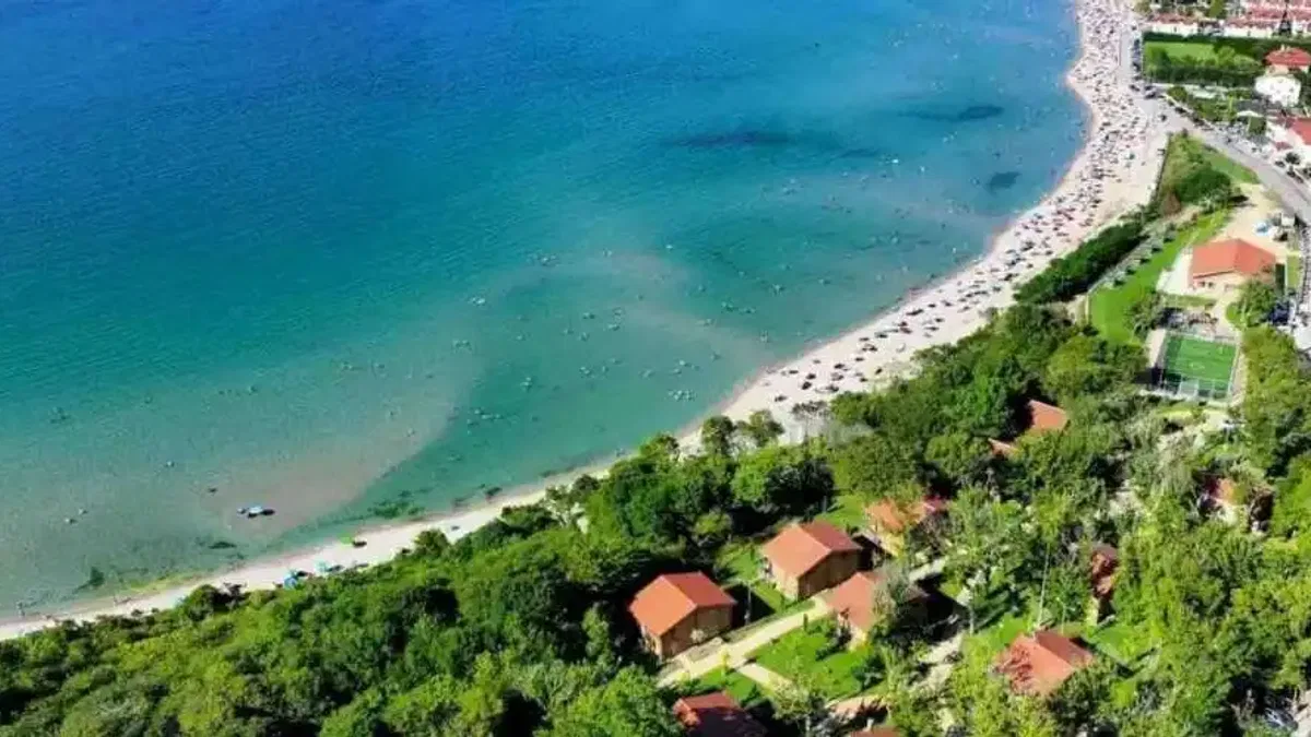 Kocaeli'de başarılı öğrencilere doğayla iç içe yaz tatili hediyesi