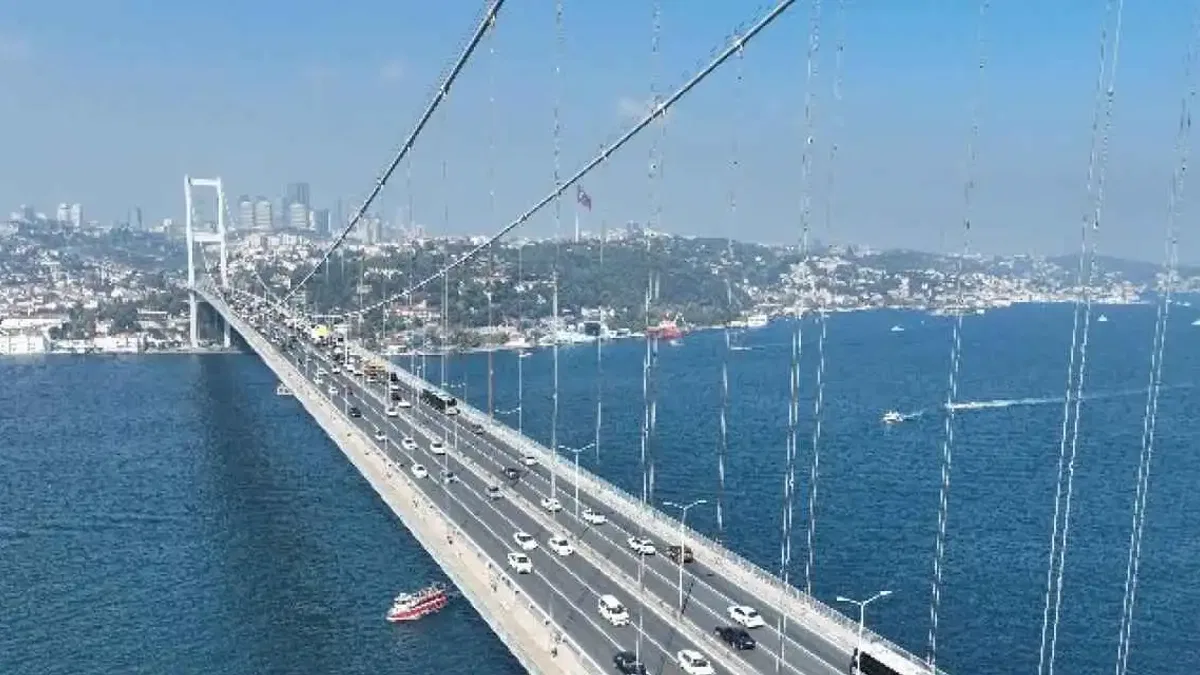 Türkiye'de en çok araç FSM Köprüsü'nden geçiyor