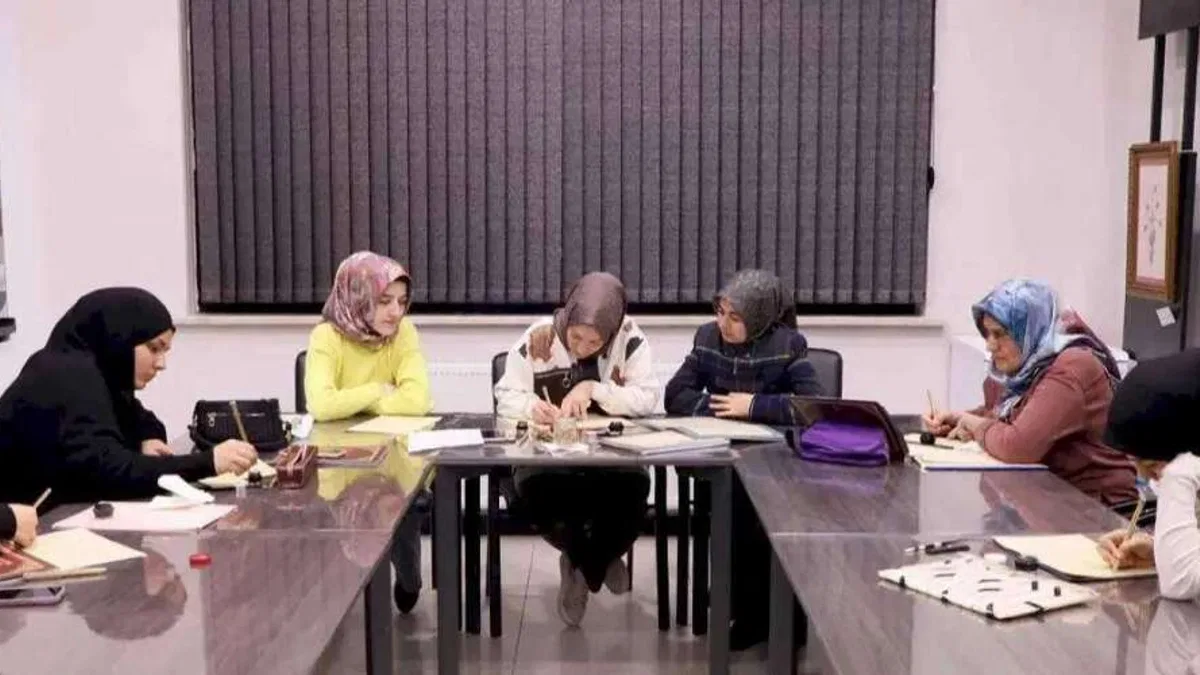 Konya Karatay’da Gençlik Merkezi 549 öğrenciye eğitim sunuyor
