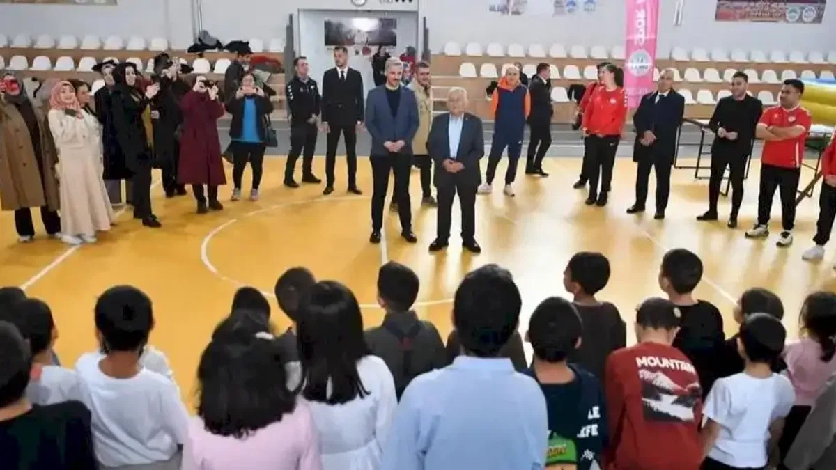 Başkan Memduh Büyükkılıç yürekleri ısıttı