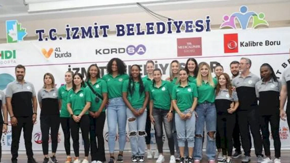 İzmit’in perilerinden muhteşem tanıtım