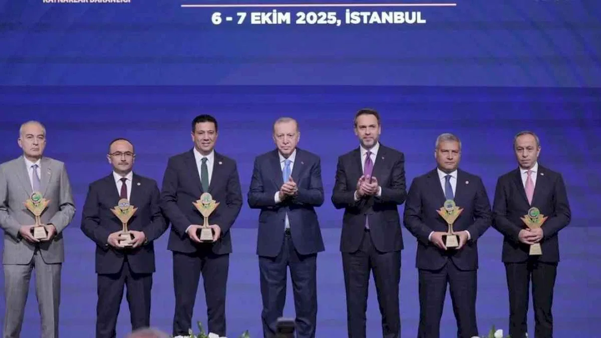 Enerji Verimliliği Forum ve Fuarı’nda SENVER’25 Ödülleri Sahiplerini Buldu