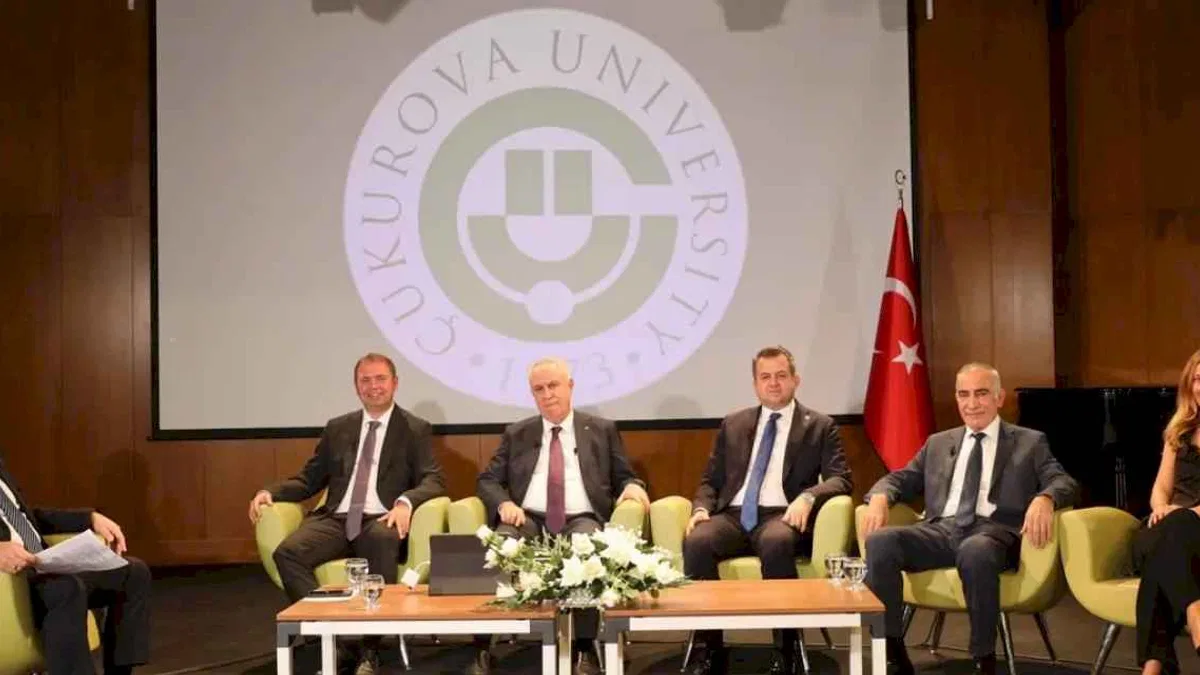 Anadolu Buluşmaları'nın 7'ncisi Adana'da gerçekleştirdi
