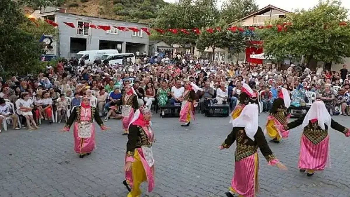Mİrzaoba Yörük Türkmen şenliği ile renklendi