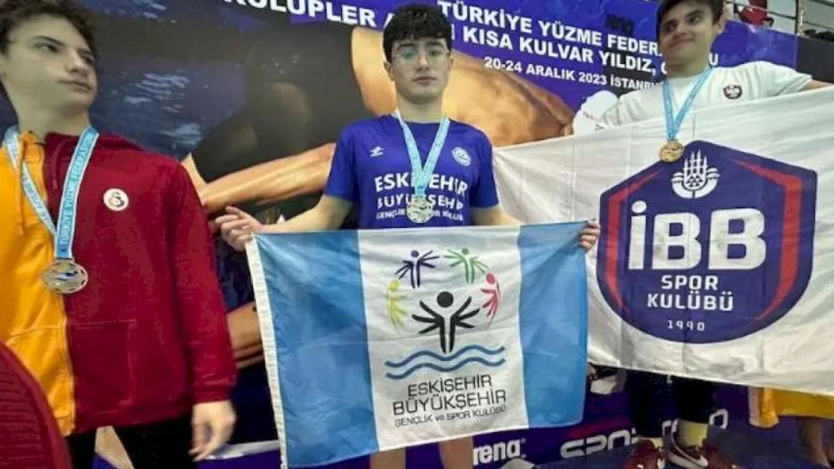 Yüzmede Türkiye ikincisi Eskişehir’den