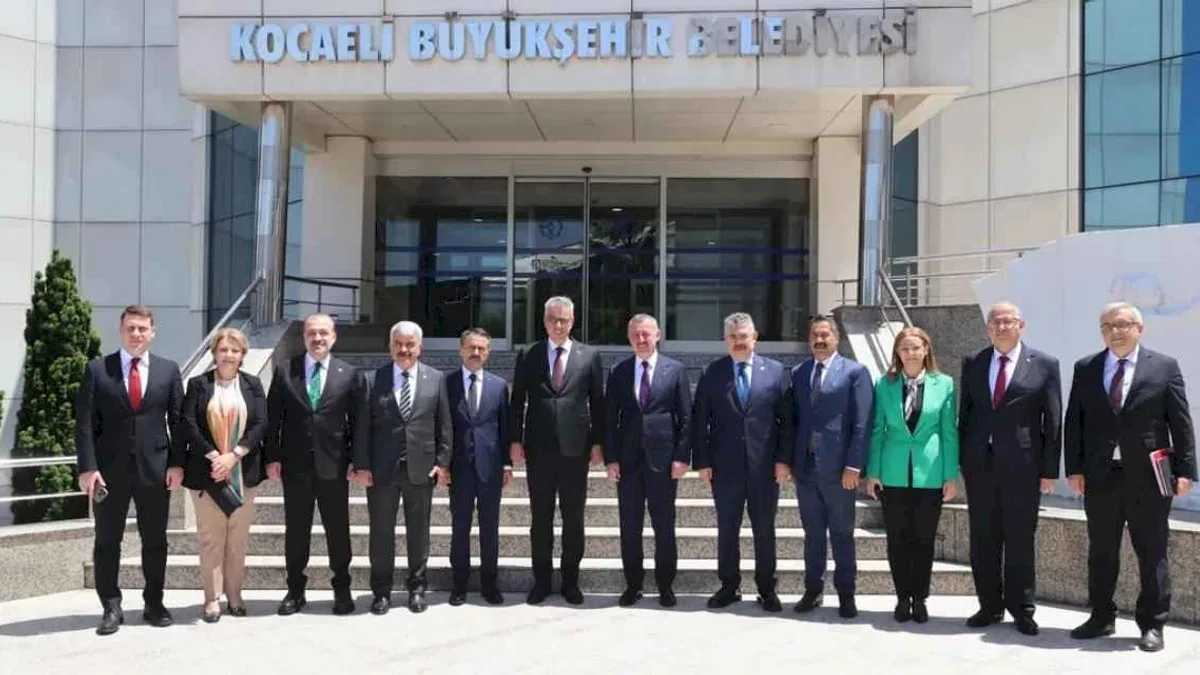 Bakan Memişoğlu'ndan Kocaeli ziyareti