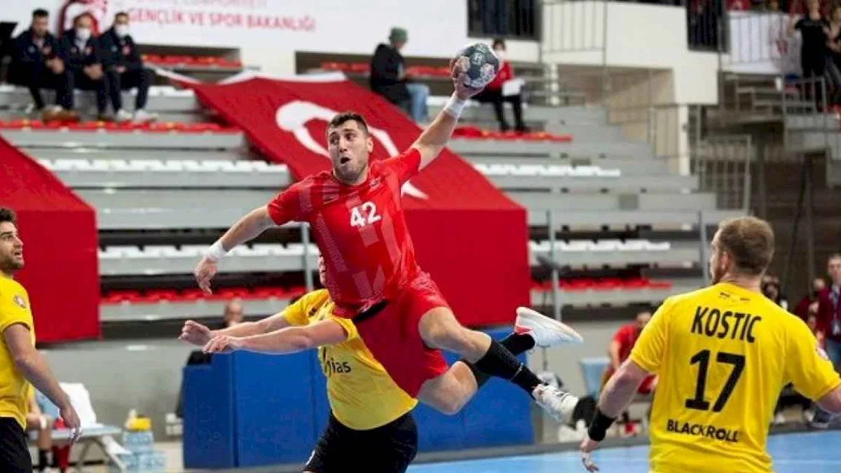 Milli sporcu Cemal Kütahya mezarı başında anılacak