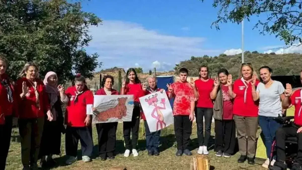 Efes Selçuk’un engelsiz çocukları izcilikle tanıştı