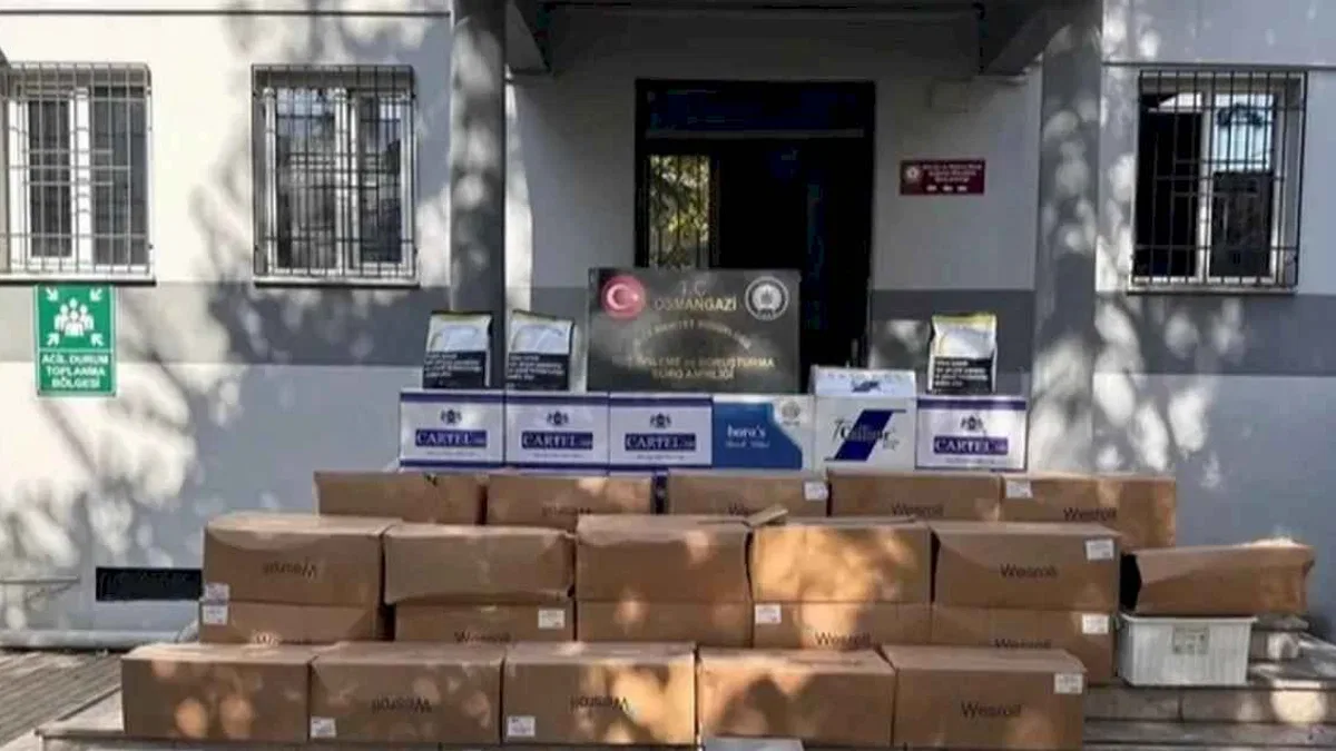 Bursa'da kaçak sigara imalathanesine baskın! 2 kişi gözaltında