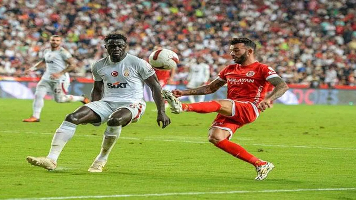 Aslan Antalya'da kükredi.. Antalyaspor 0 - 2 Galatasaray