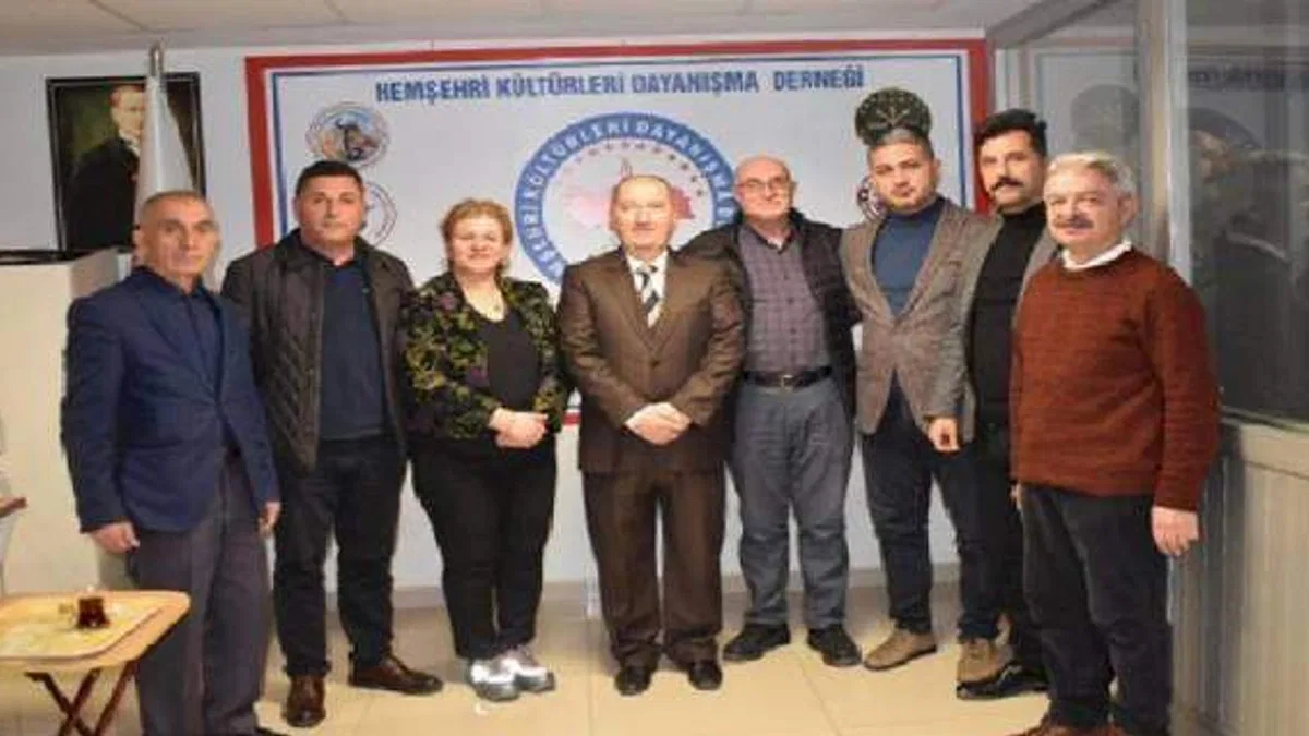 Manisa Hemşehri Derneği'nden depremzedelere destek