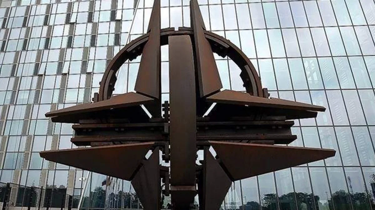 NATO Kosova'daki asker sayısını geçici olarak artırıyor