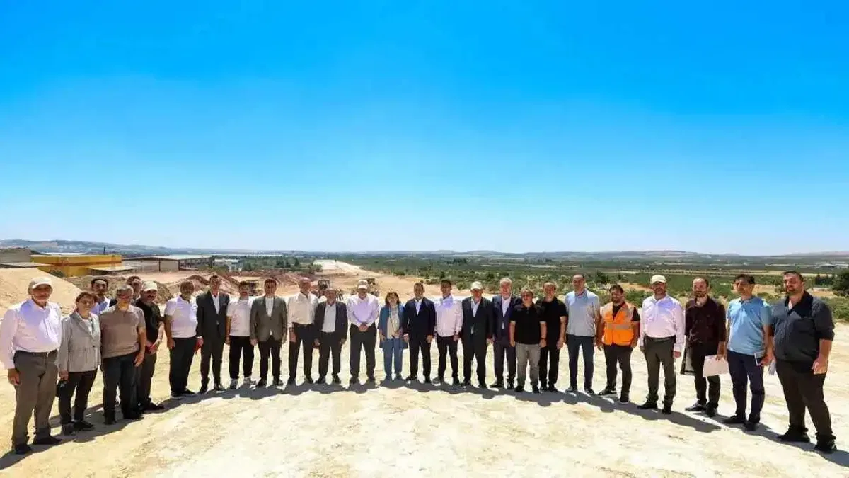 Gaziantep'te havaalanı yolunda çalışmalar tam gaz