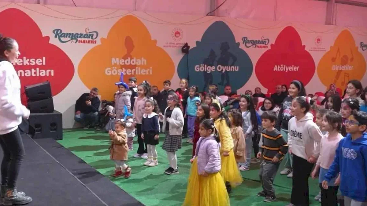 Ramazan Panayırı deprem bölgelerinde geleneği yaşatıyor