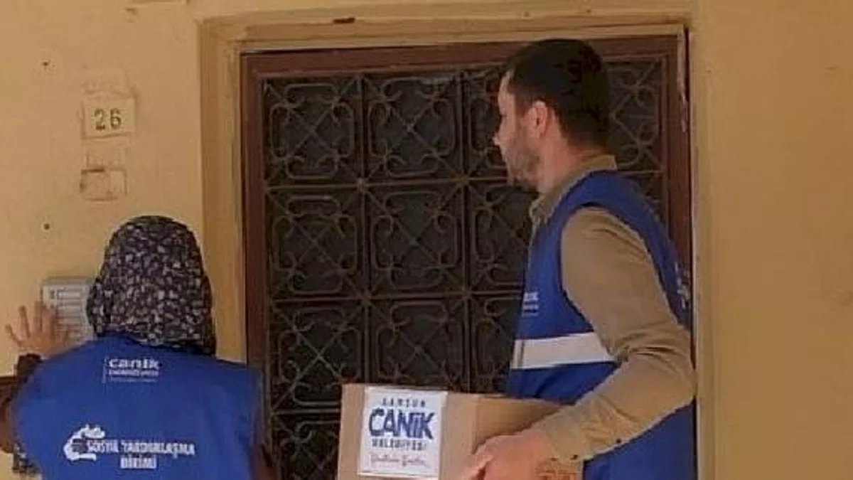 Başkan Sandıkçı: "Vatandaşlarımızı kapı kapı ziyaret ediyoruz"