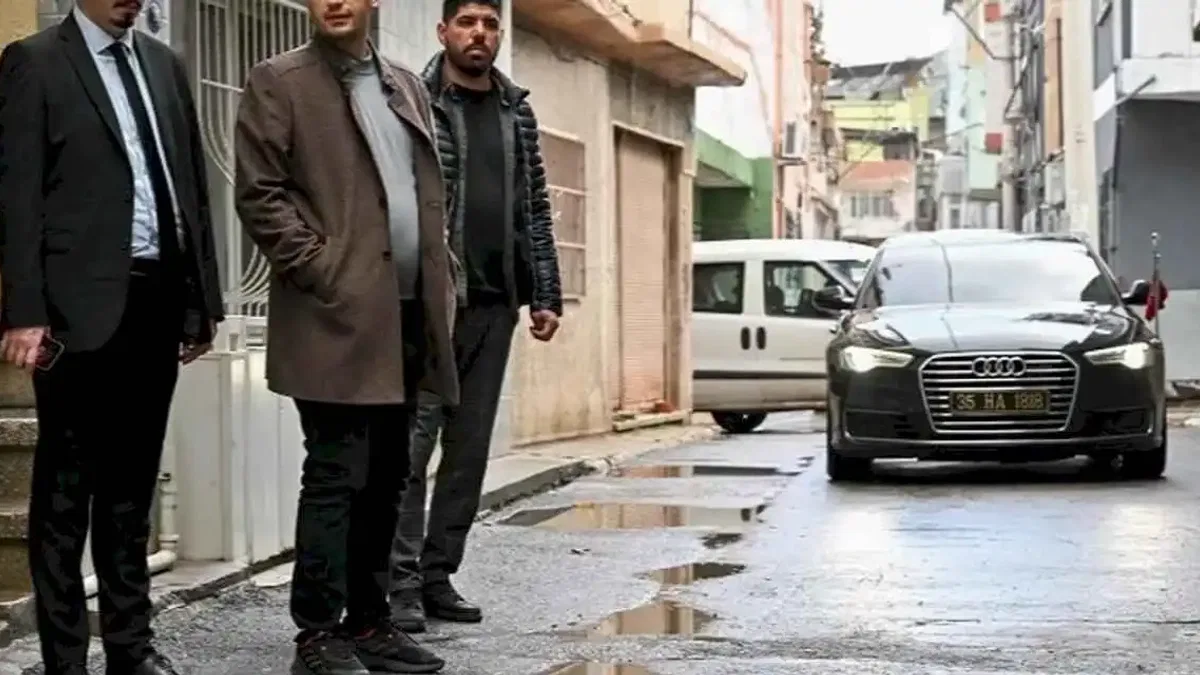 İzmir Bornova'da Zafer Mahallesi’ne çözüm ziyareti