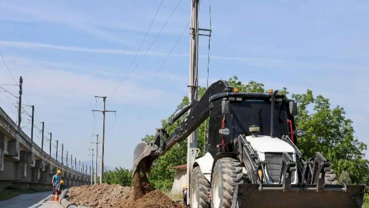 Sakarya'da 4 bin 500 metrelik yeni altyapı hattında çalışmalar sürüyor