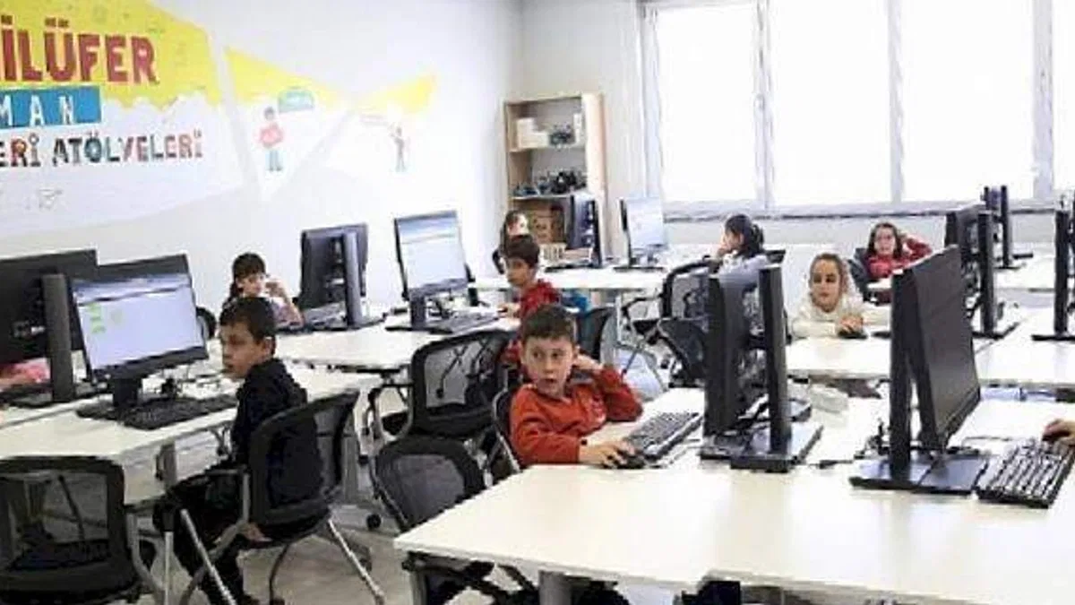 Yarıyıl tatilinde hem öğreniyor hem de eğleniyorlar