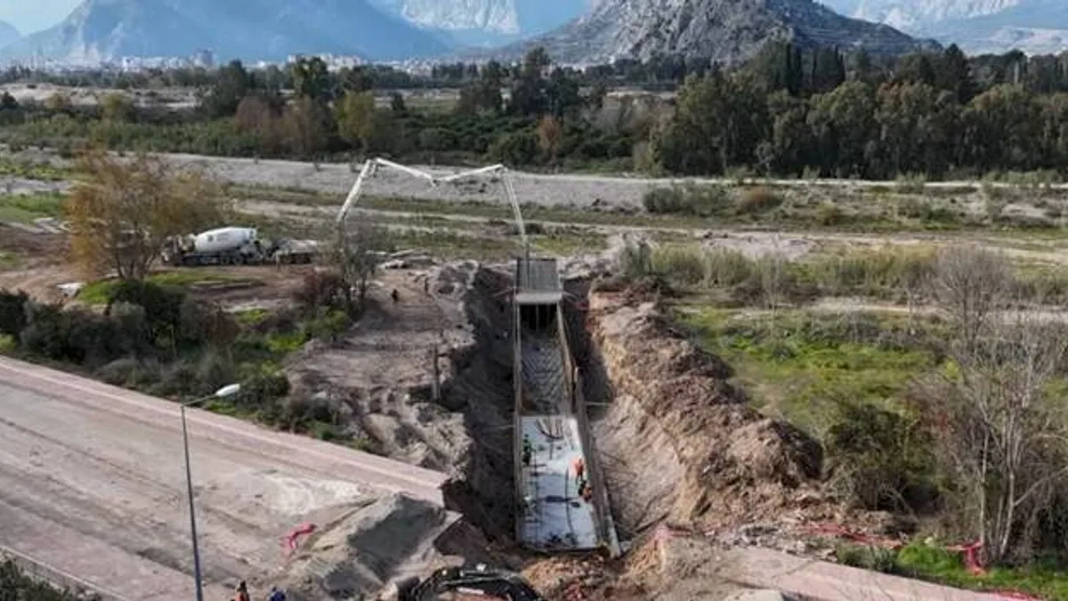 Antalya’da yağmursuyu altyapısı güçleniyor