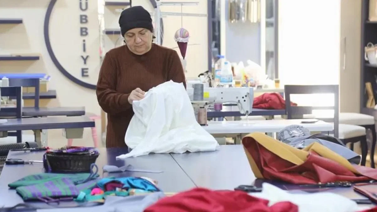 Gaziantep'in saray kumaşı 'kutnu' geleceğe taşınıyor