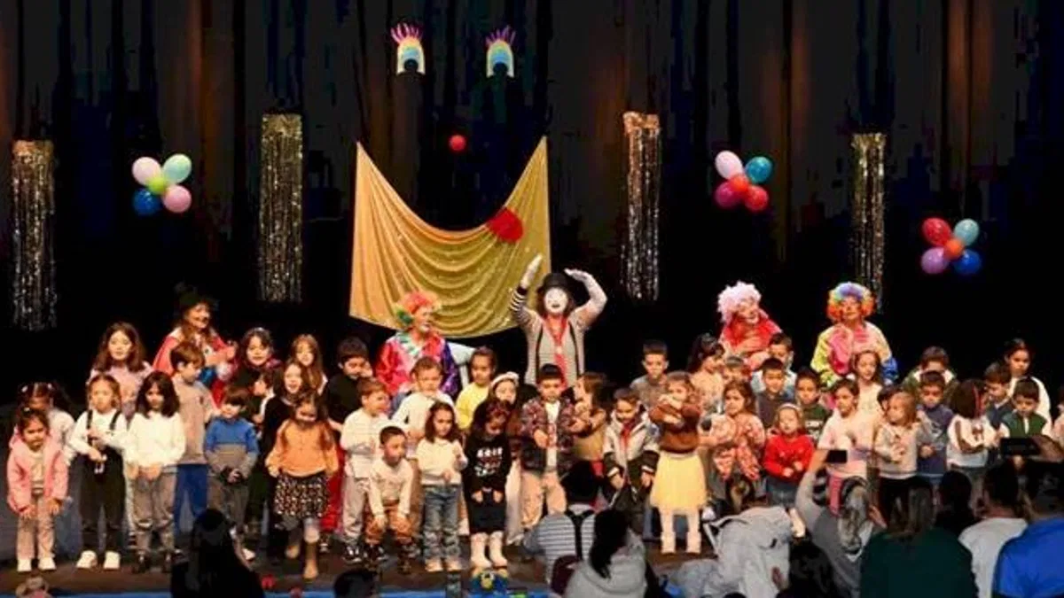 Balıkesir’de çocuk ve yetişkinlere tiyatro keyfi
