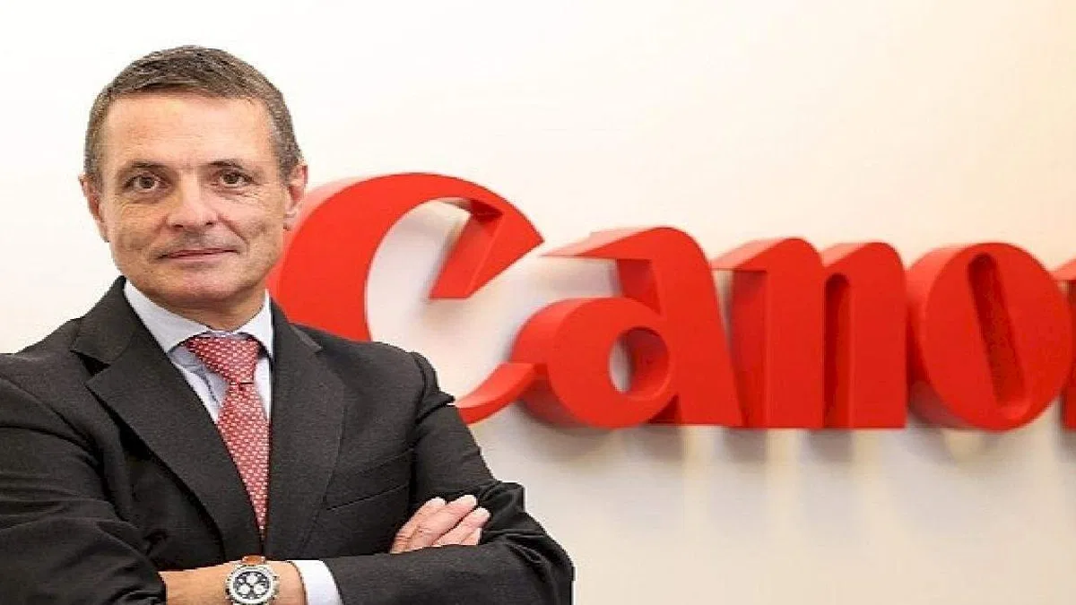 Canon, küresel değiştirilebilir lensli dijital fotoğraf makinesi pazarında 20 yıldır bir numara!