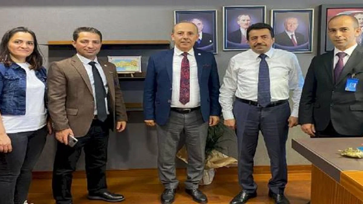 MHP Bursa Milletvekili Zırhlıoğlu: Sağlık çalışanları medar-ı iftiharımızdır