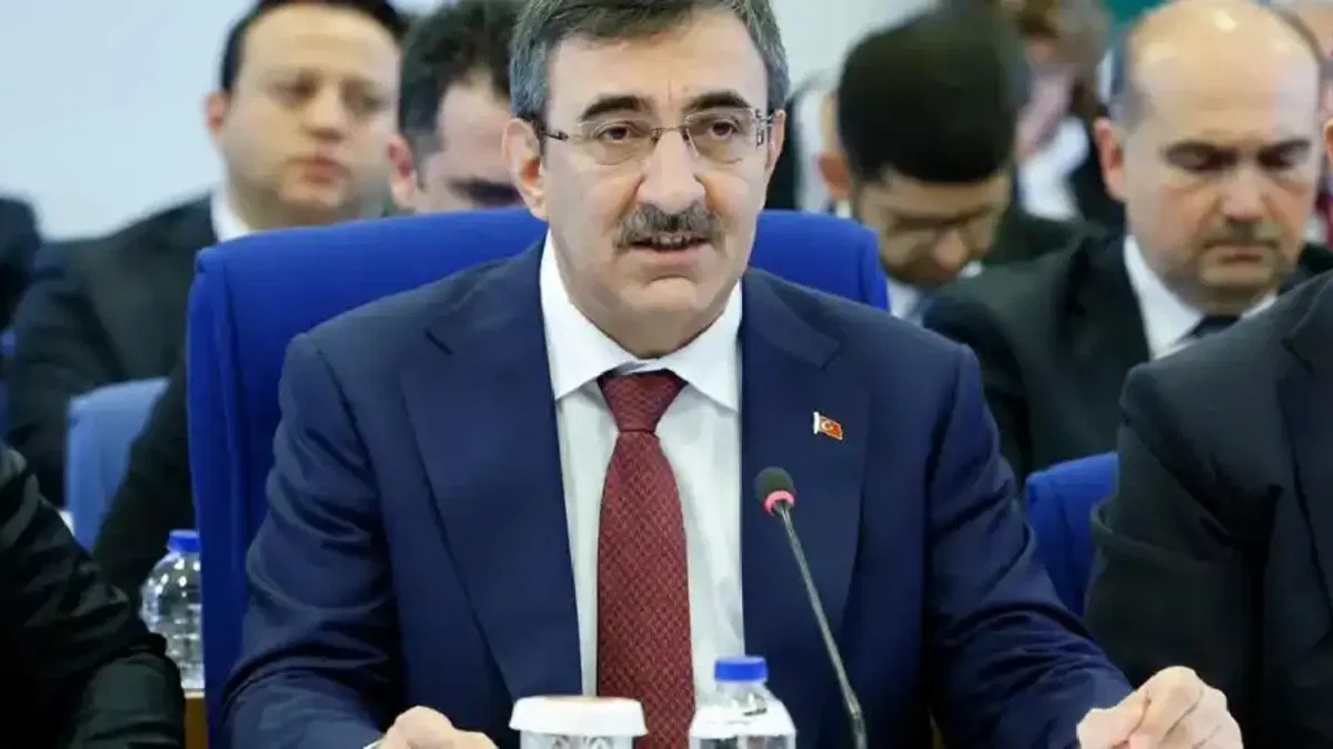 Cevdet Yılmaz: İşsizlik 36 aydır tek hanede