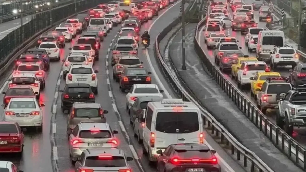 Motorlu kara taşıtı 34,5 milyonu aştı