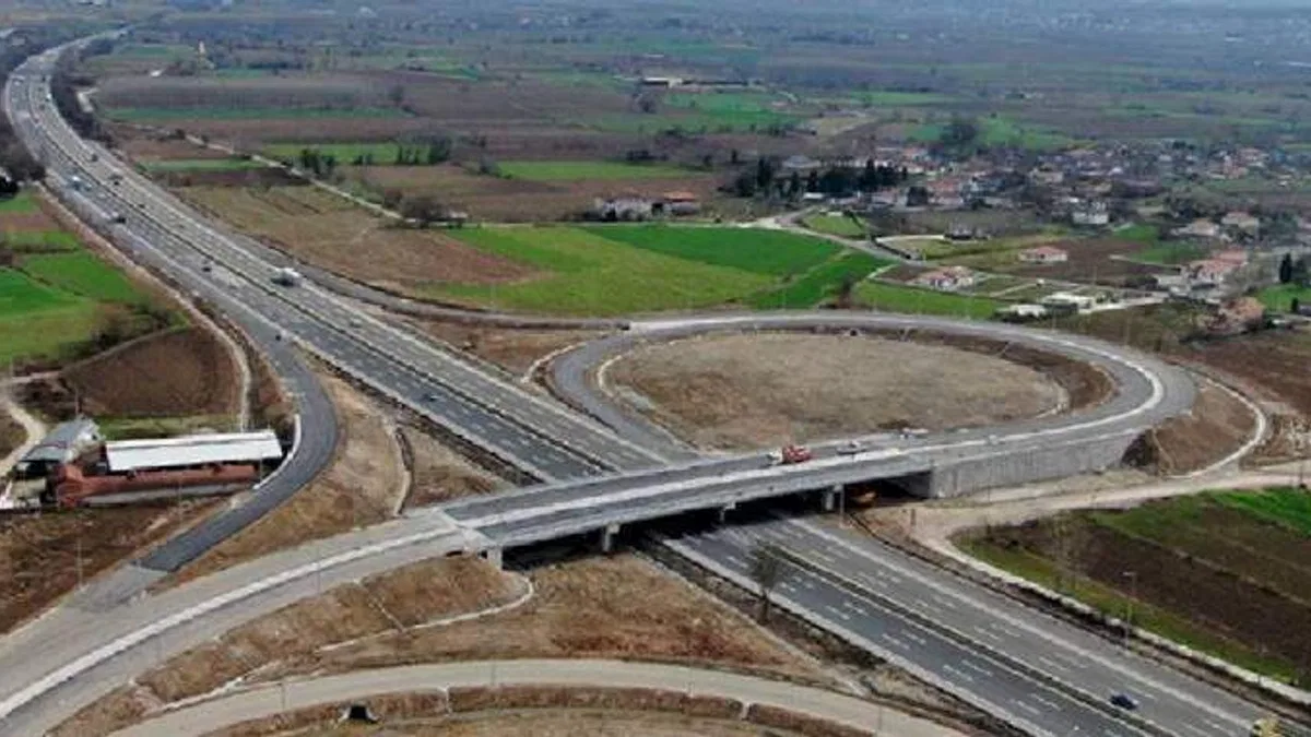 Sakarya'da yeni otoban girişinde çalışmalar hızlandı